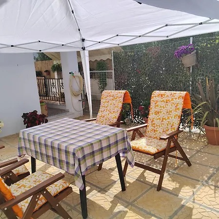 Anna's House 4 * Ormilia