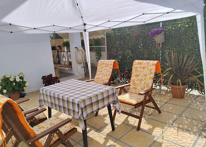 Anna's House 4 * Ormília